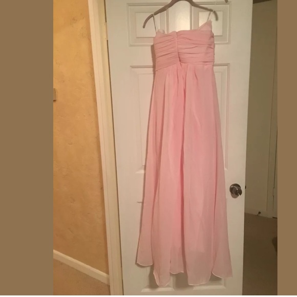 Bridesmaid/ Prom dress- soft pink chiffon- size M - Picture 2 of 3